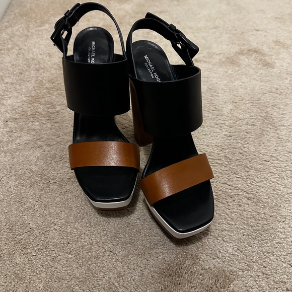 Michael Kors Collection Shoes - Picture 1 of 4